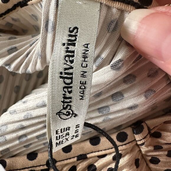 Stradivarius Beige Black Polka Dot Mini Pleat Balloon Sleeve Round Neck Dress - Picture 13 of 15